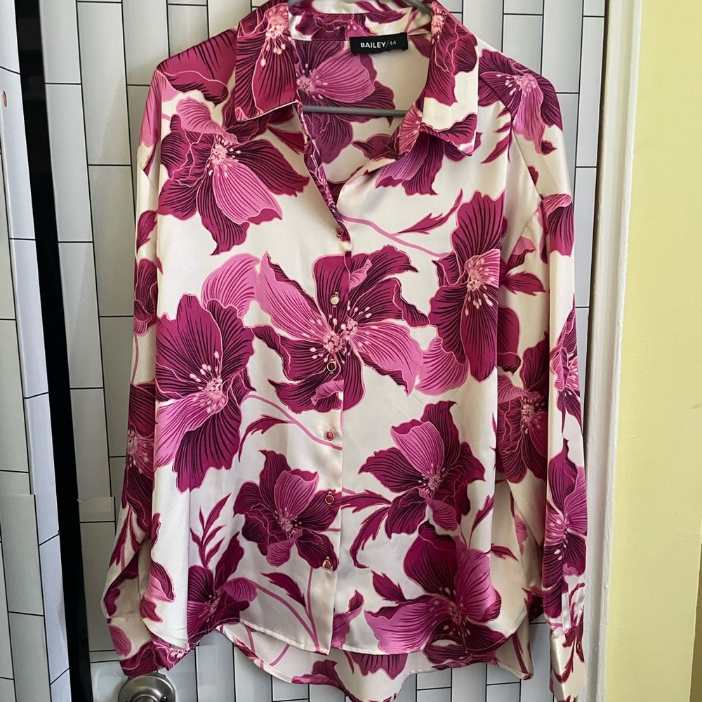 Floral Pink and White Women's Top